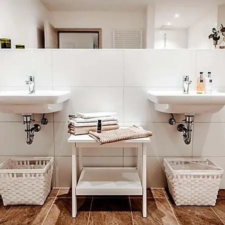 The Loft - Atelier מלון דירות 4*